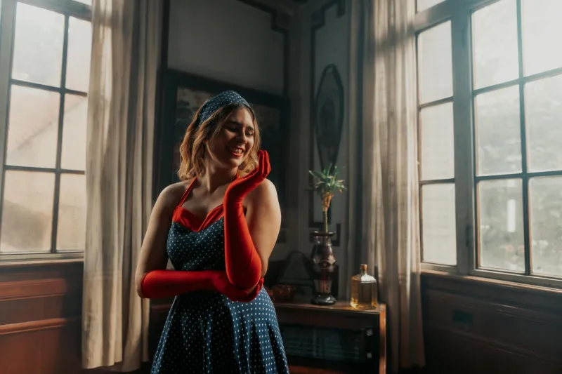 The Real Smile: How Pin-Up Learned to Stop Performing Happiness and Start Radiating It