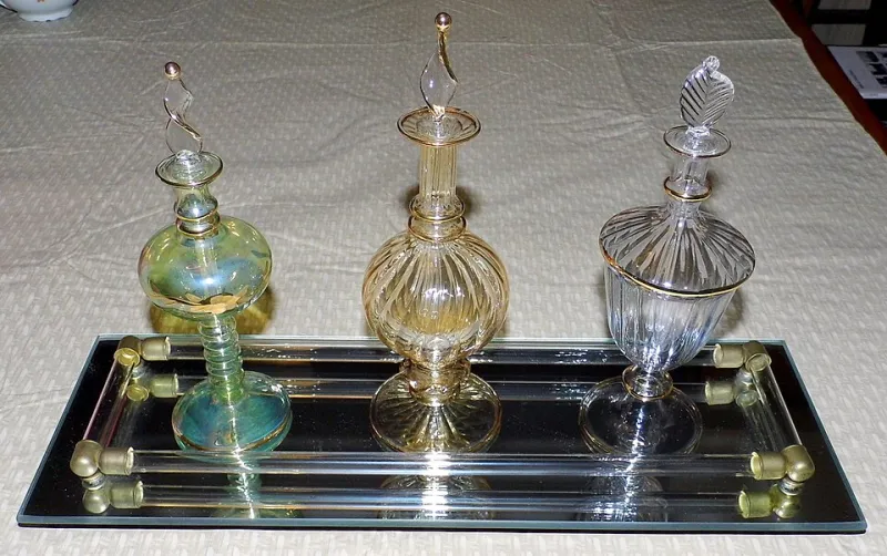Bottoms Up, Darling: What Your Vintage Perfume Is Actually Saying About Your Body